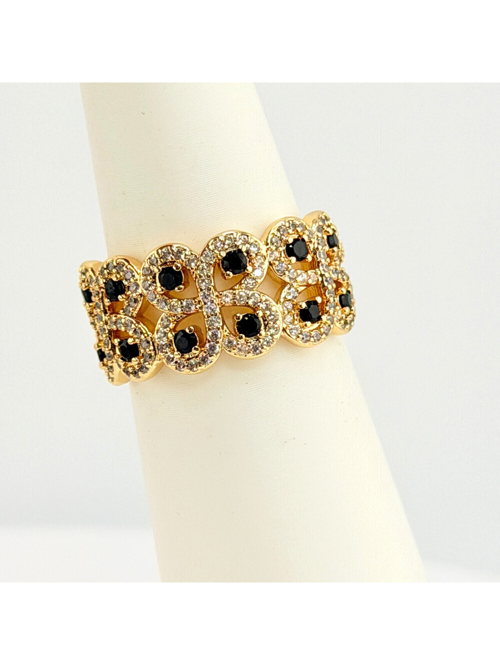 Bomb Party Sz 8 "Big Ring Energy" Black Onyx on Yellow Gold RG49267
